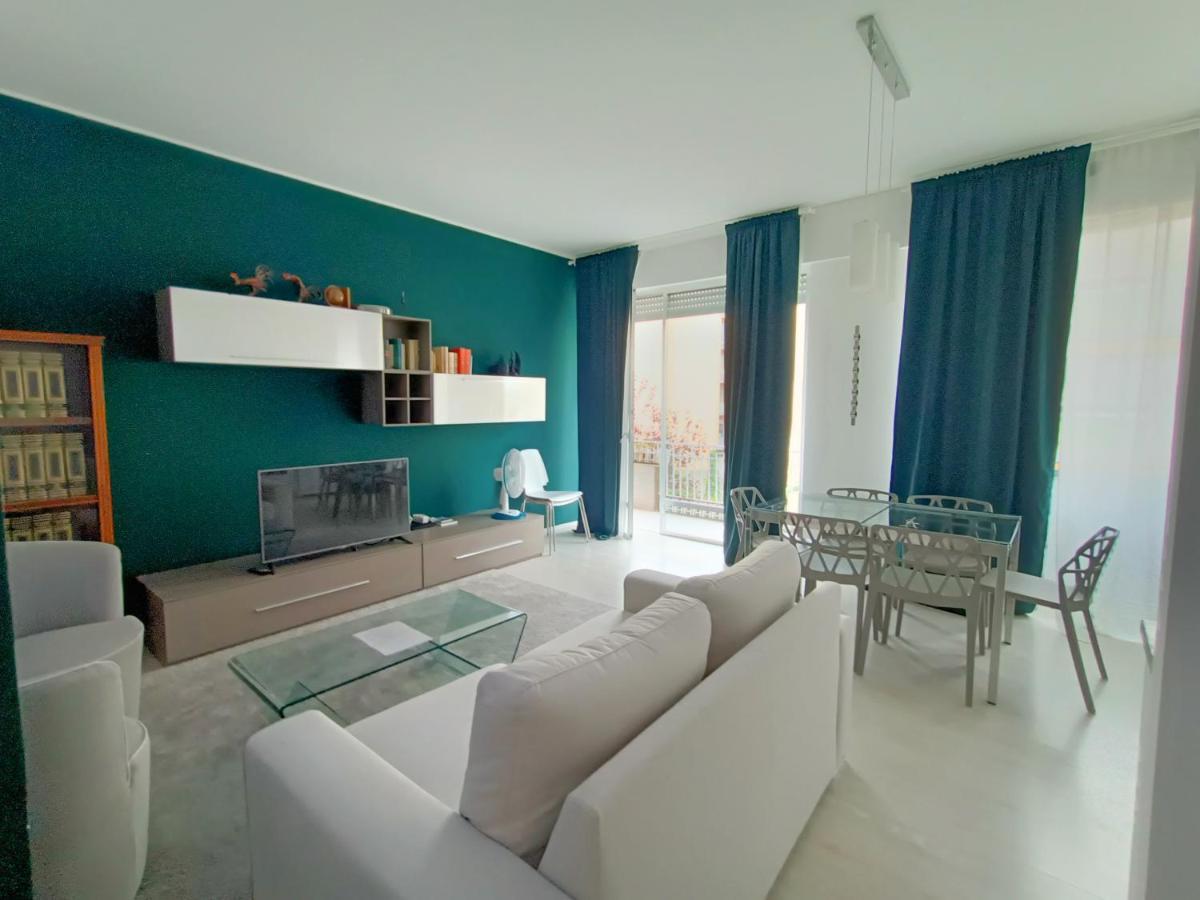 Апартаменты Joivy Elegant Flat For 6 With 2 Balconies Милан Экстерьер фото